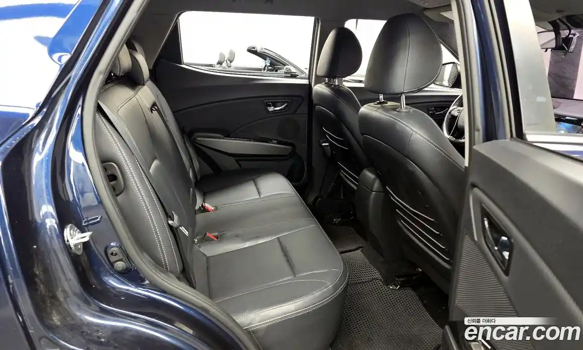 SsangYong TIBOLI 2016 1.6 гидро в Москве № 1759410, фото 11