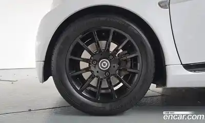 Smart Fortwo 2011 1.0 робот в Москве № 1760811, миниатюра 5