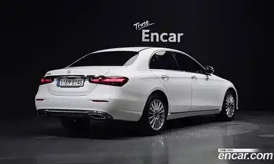 Mercedes-Benz E-Class 2020 2.0 гидро в Москве № 1762577, миниатюра 2