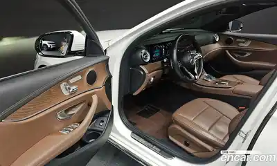 Mercedes-Benz E-Class 2020 2.0 гидро в Москве № 1762577, миниатюра 10