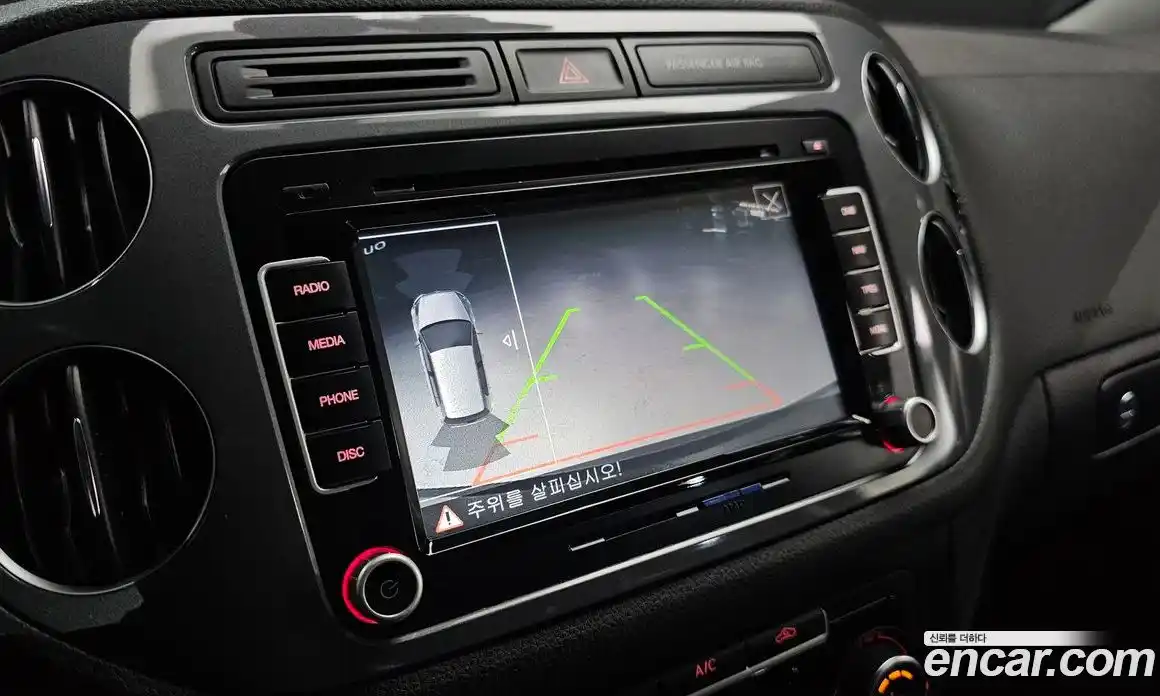 Volkswagen Tiguan 2014 2.0 гидро в Москве № 1765178, фото 14