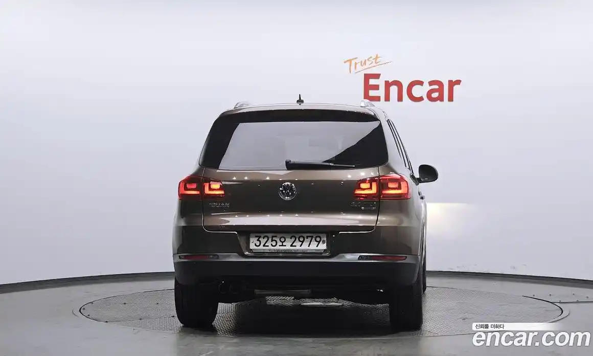 Volkswagen Tiguan 2014 2.0 гидро в Москве № 1765178, фото 4
