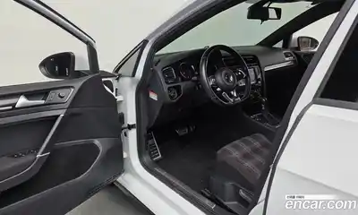 Volkswagen Golf 2016 2.0 гидро в Москве № 1765223, миниатюра 10
