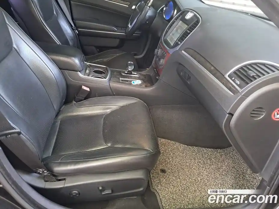 Chrysler 300C 2012 3.6 гидро в Москве № 1773088, фото 14