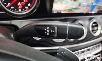 Mercedes-Benz E-Class 2017 1.9 гидро в Москве № 195539, миниатюра 9