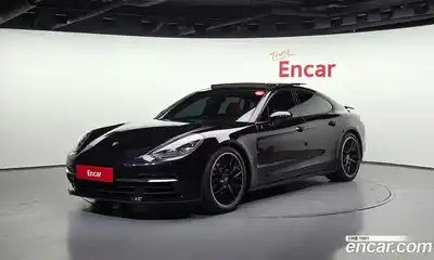 Porsche Panamera, 2020