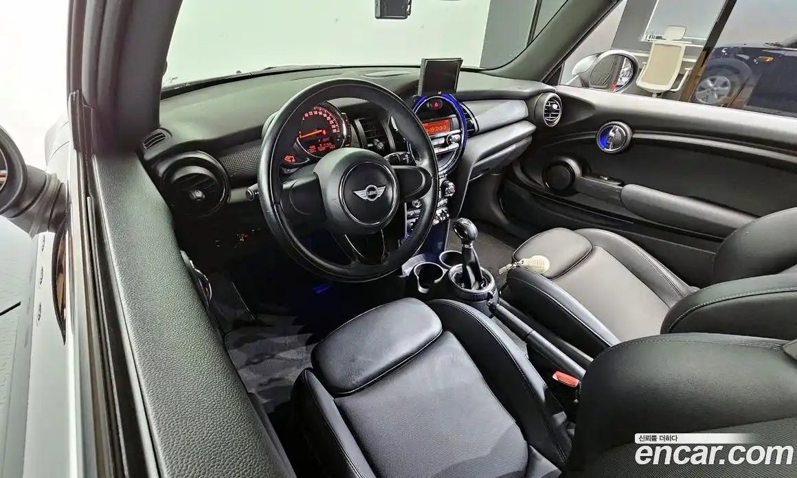 Mini Cooper 2014 1.5 гидро в Москве № 205516, фото 7