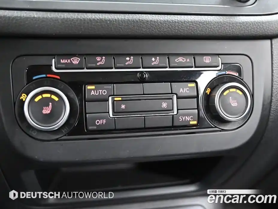 Volkswagen Tiguan 2015 2.0 гидро в Москве № 215326, фото 17