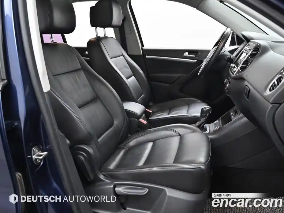 Volkswagen Tiguan 2015 2.0 гидро в Москве № 215326, фото 10
