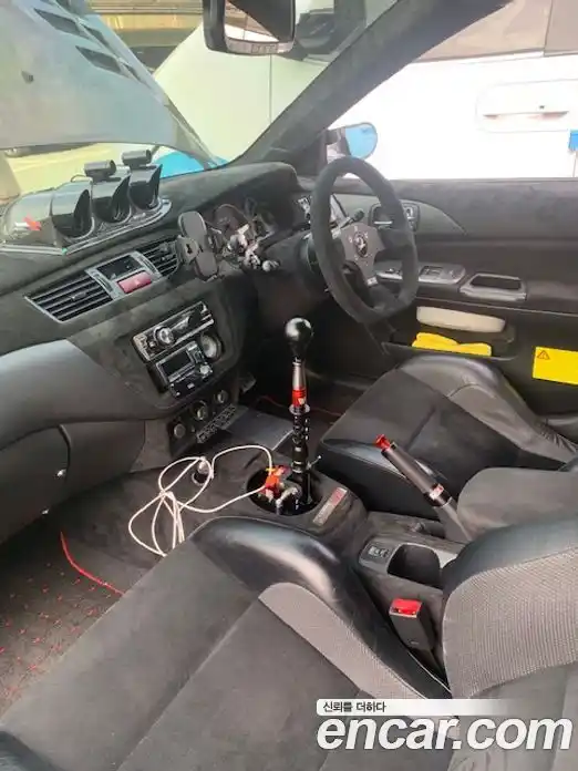 Mitsubishi Lancer Evolution 2005 2.0 механика в Москве № 236146, фото 6