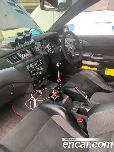 Mitsubishi Lancer Evolution 2005 2.0 механика в Москве № 236146, миниатюра 6