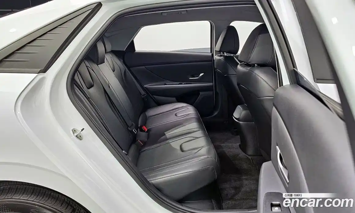 Hyundai Avante 2022 1.6 гидро в Москве № 5400, фото 12