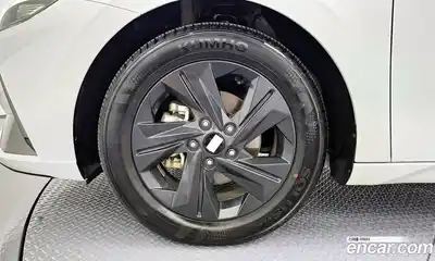Hyundai Avante 2022 1.6 гидро в Москве № 5400, миниатюра 5