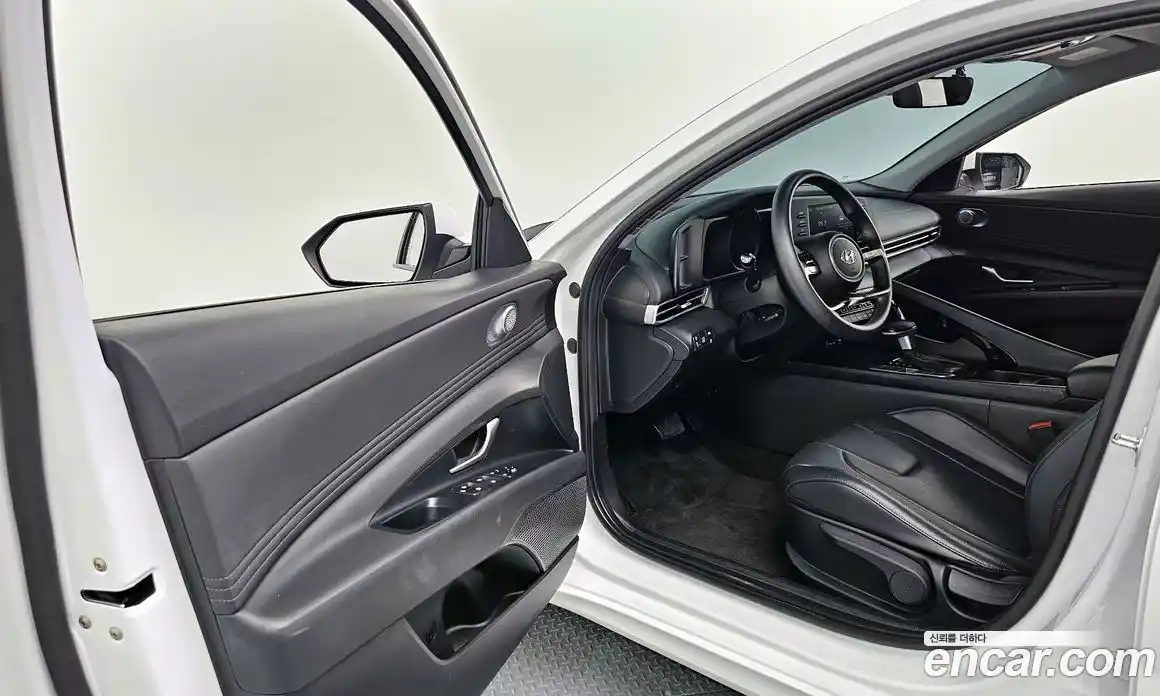 Hyundai Avante 2022 1.6 гидро в Москве № 5400, фото 10