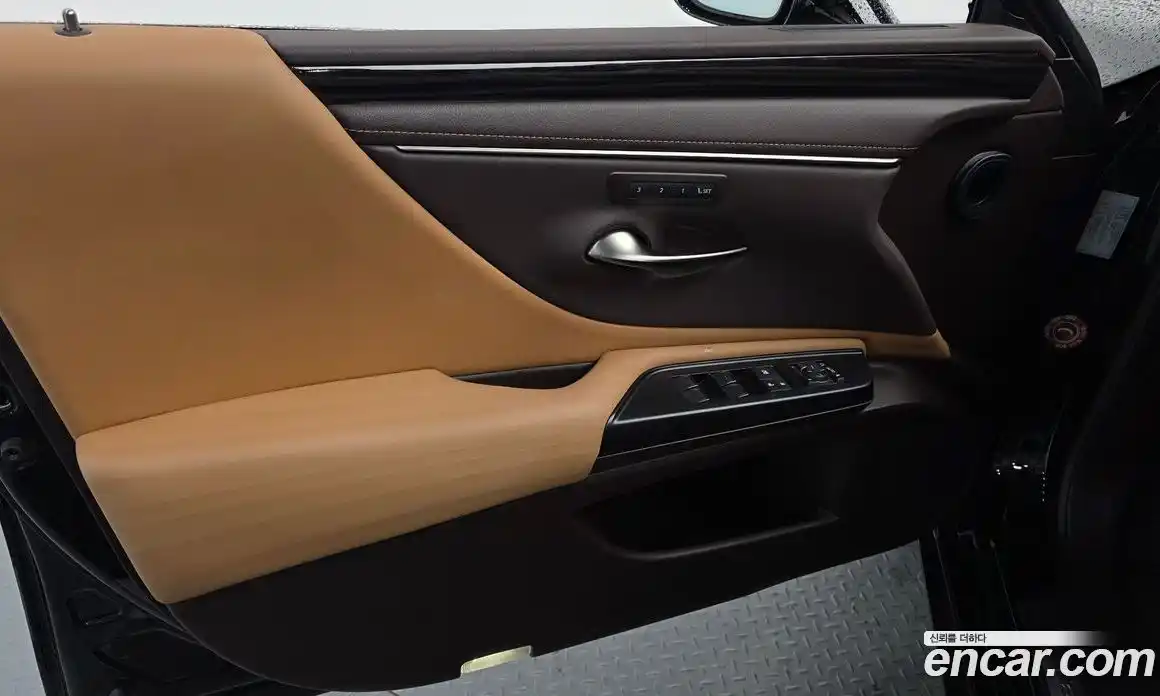 Lexus ES 2021 2.5 гидро в Москве № 1251102, фото 14