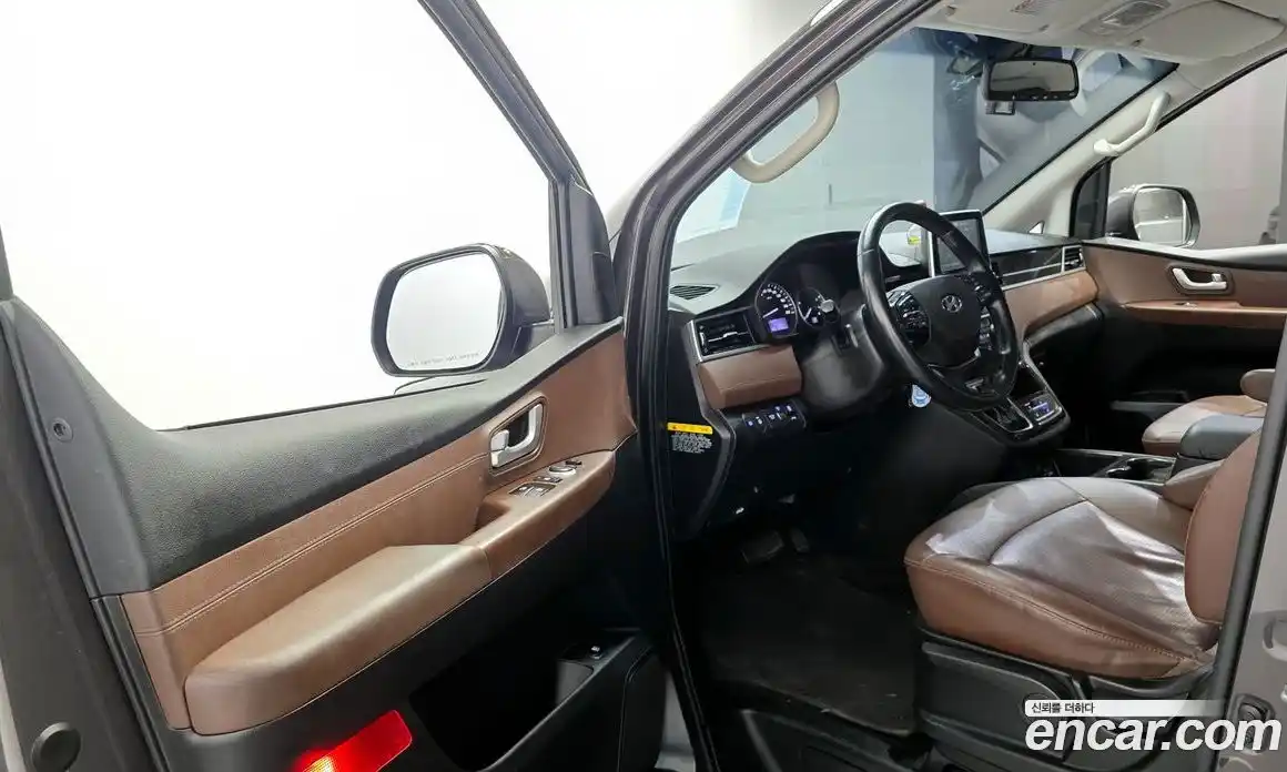 Hyundai Starex 2020 2.5 гидро в Москве № 126212, фото 11