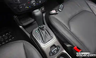 Jeep Renegade 2022 1.3 гидро в Москве № 1294136, миниатюра 12