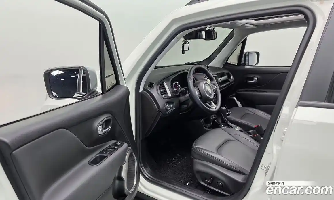 Jeep Renegade 2022 1.3 гидро в Москве № 1294136, фото 13