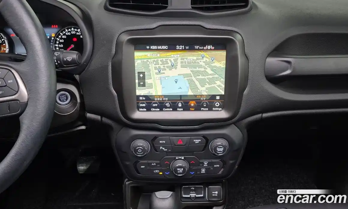 Jeep Renegade 2022 1.3 гидро в Москве № 1294136, фото 18