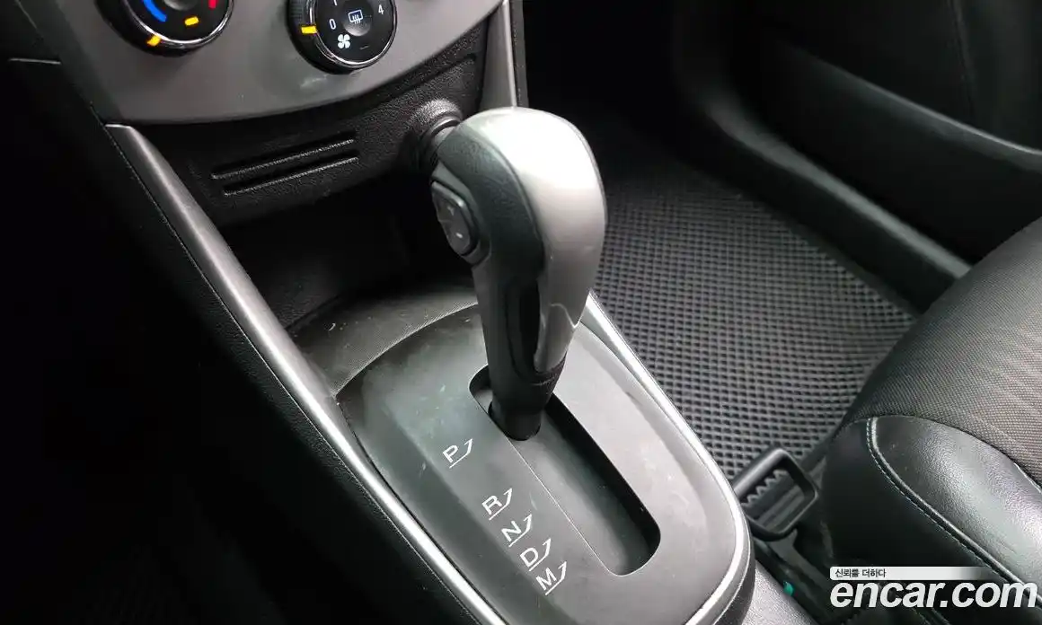 Chevrolet Trax 2013 1.4 гидро в Москве № 1320861, фото 12