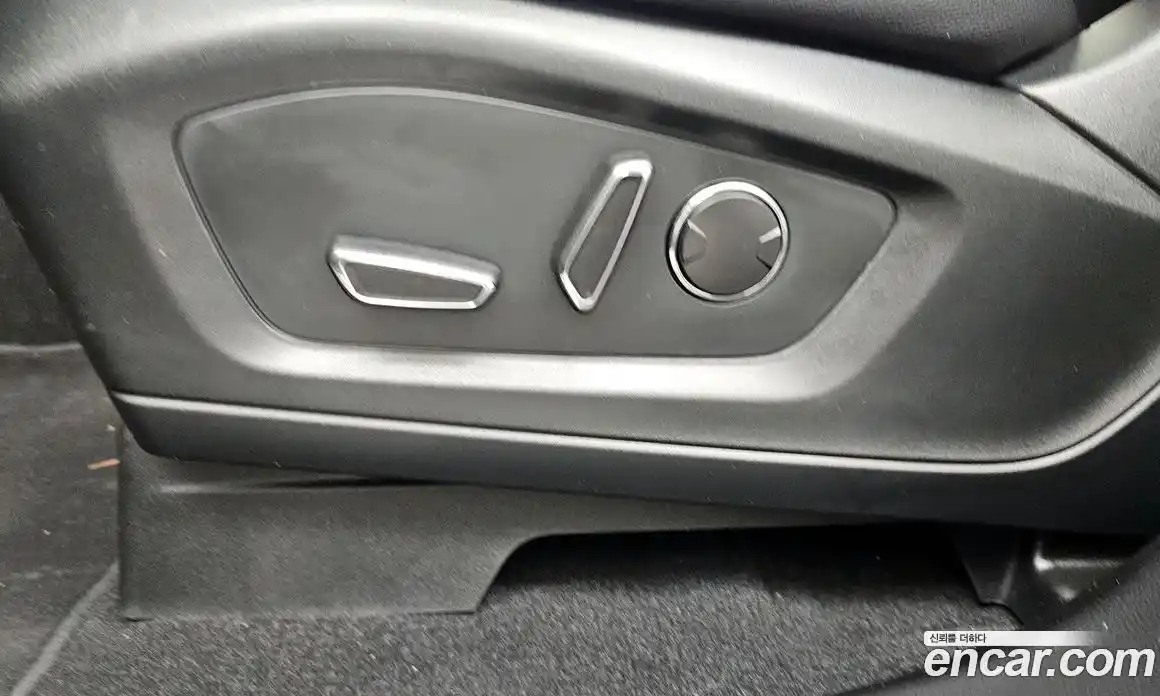 Ford Explorer 2019 2.3 гидро в Москве № 1324041, фото 33