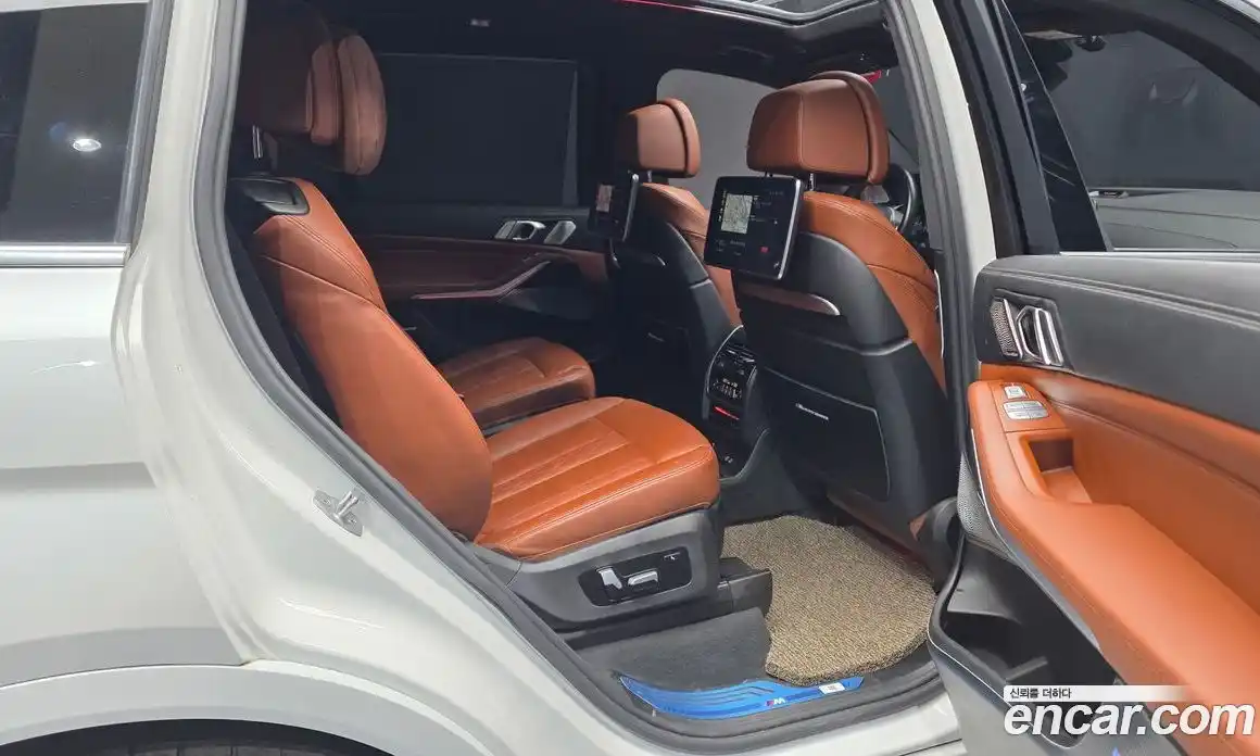 BMW X7 2022 3.0 гидро в Москве № 1347558, фото 18