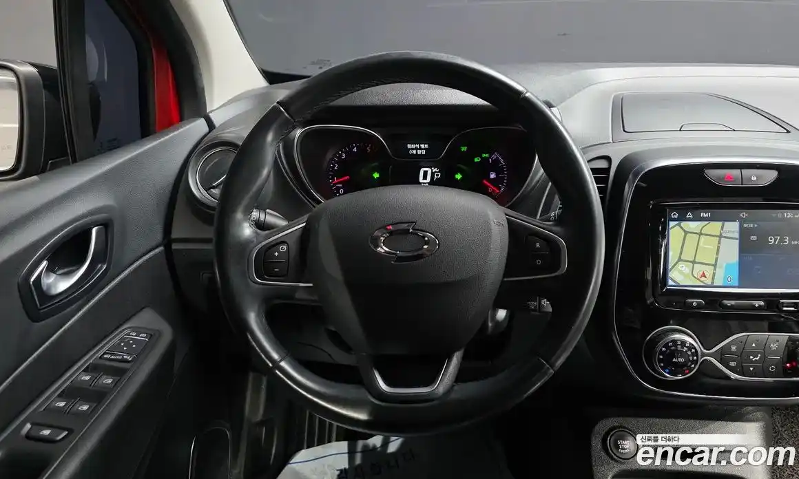 Renault QM3 2019 1.5 гидро в Москве № 1402341, фото 19