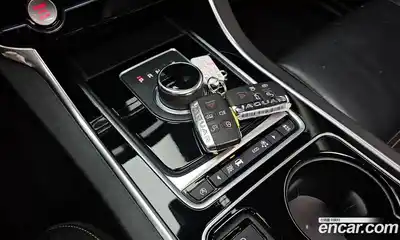 Jaguar XE 2017 2.0 гидро в Москве № 1421732, миниатюра 12