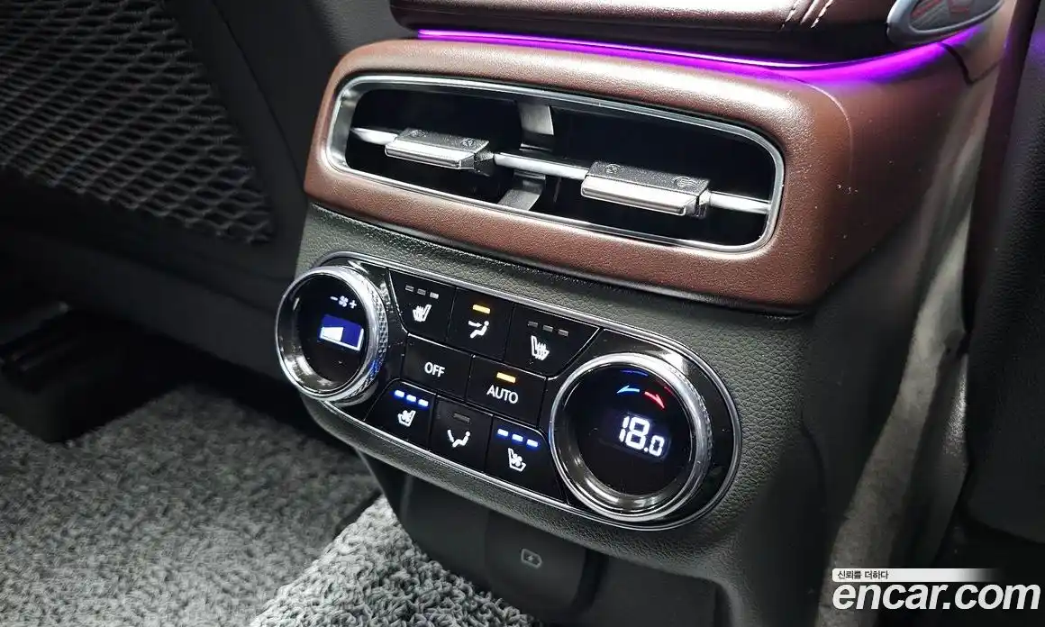 Genesis GV70 2023 2.5 гидро в Москве № 1538920, фото 23