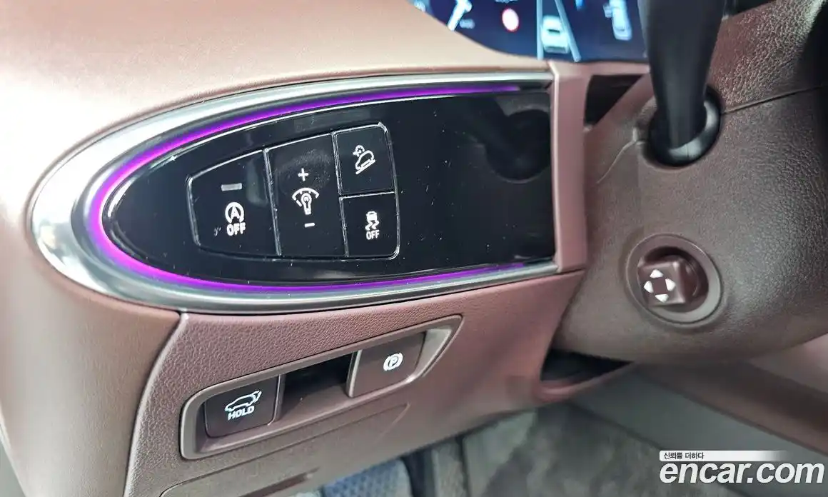 Genesis GV70 2023 2.5 гидро в Москве № 1538920, фото 28