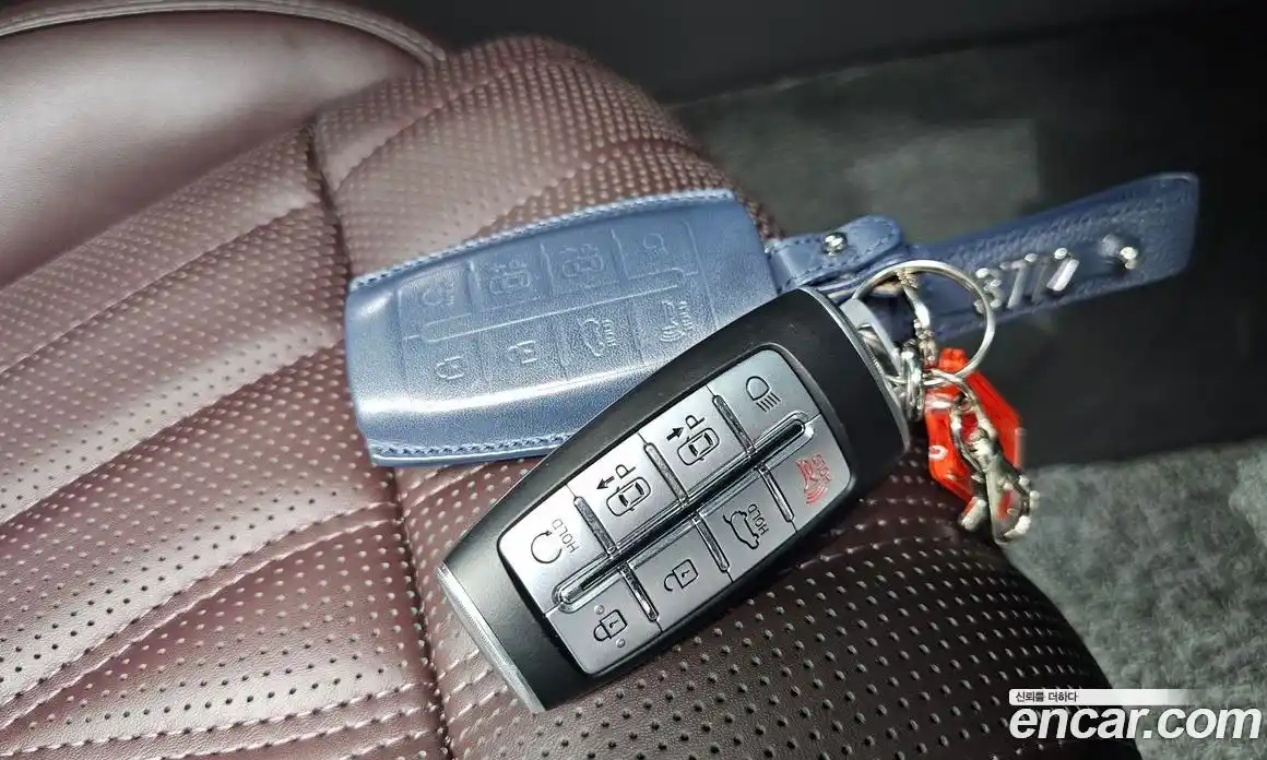 Genesis GV70 2023 2.5 гидро в Москве № 1538920, фото 35