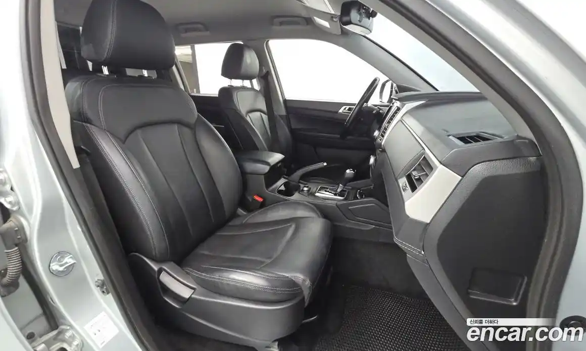 SsangYong Rexton 2018 2.2 гидро в Москве № 1539914, фото 17