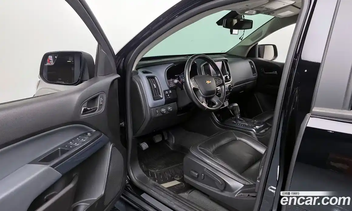 Chevrolet Colorado 2021 3.6 гидро в Москве № 1542141, фото 13