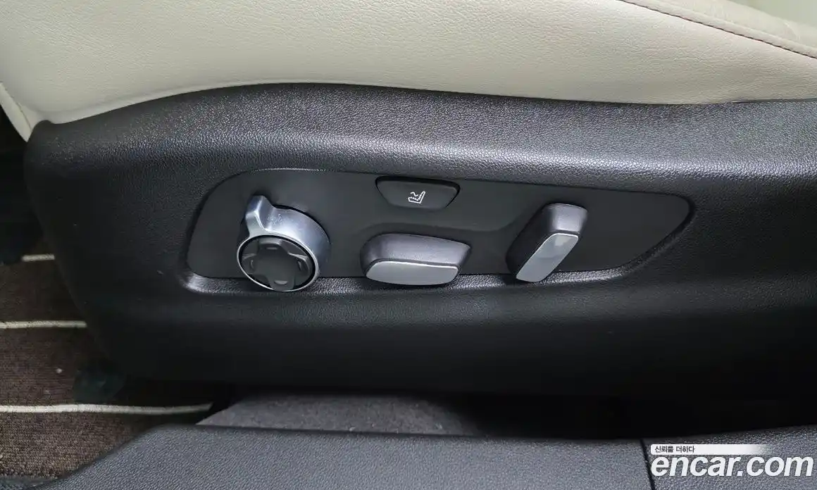Cadillac XT4 2023 2.0 гидро в Москве № 1551338, фото 31