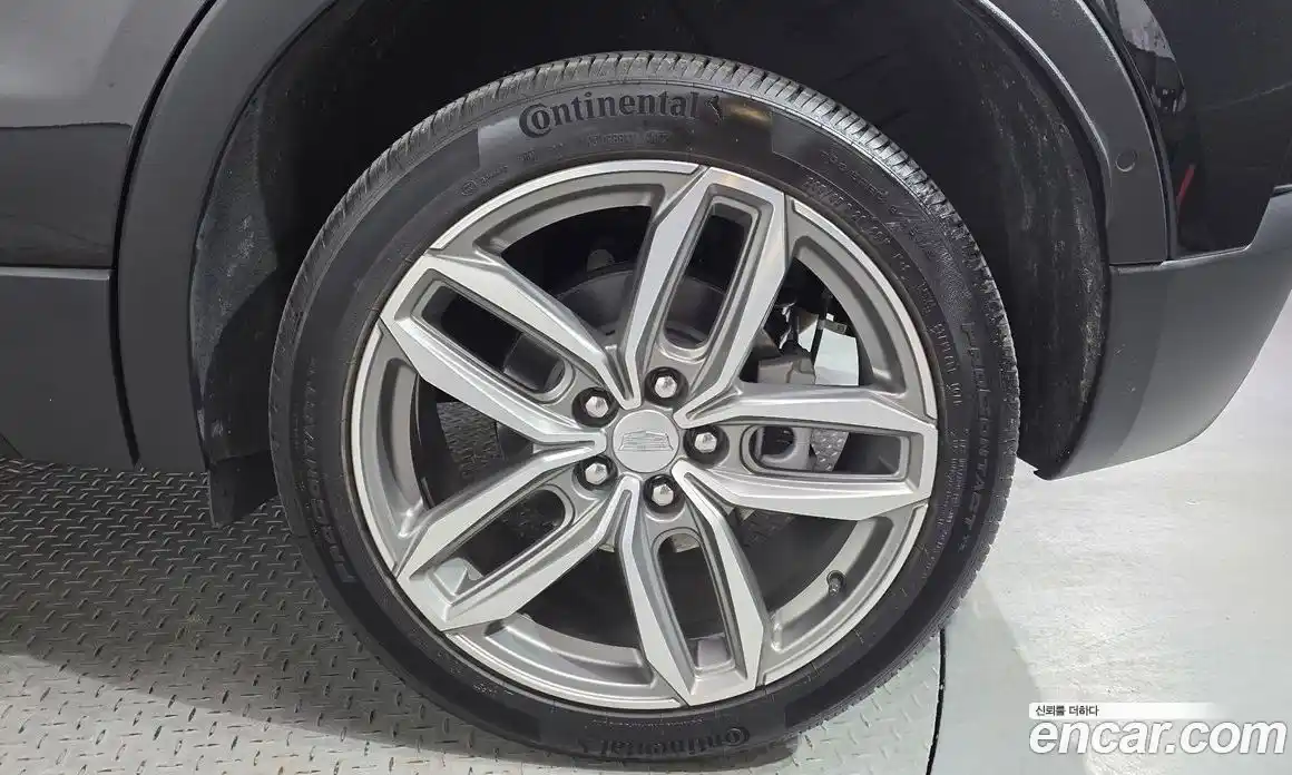 Cadillac XT4 2023 2.0 гидро в Москве № 1551338, фото 7
