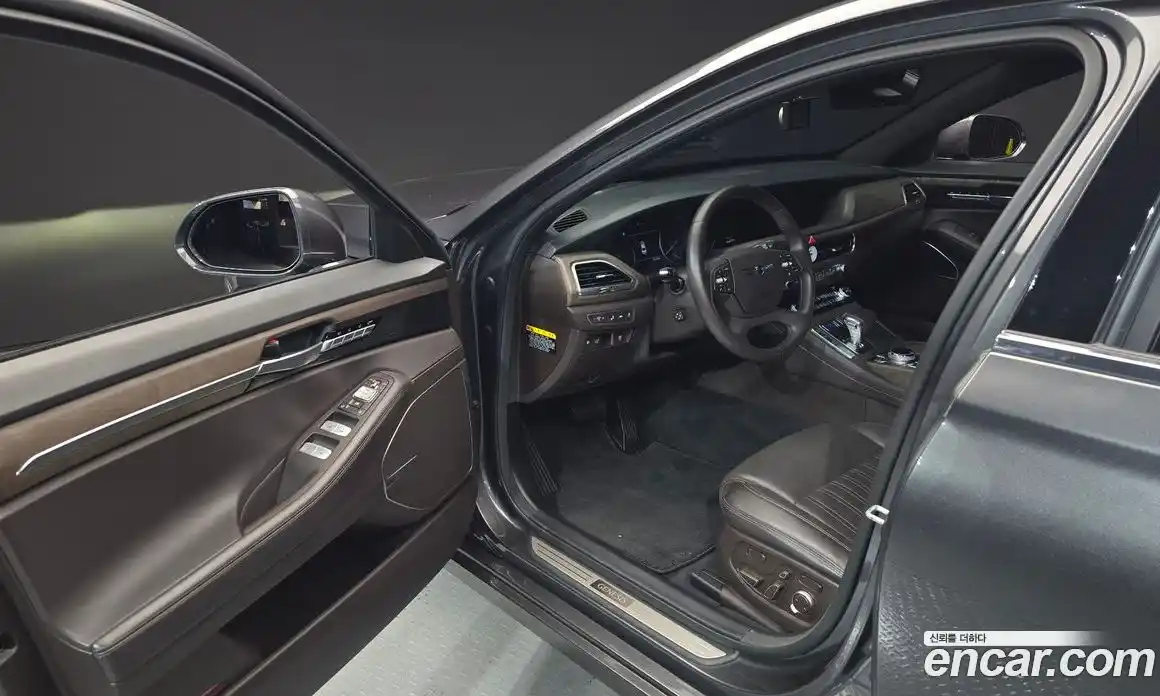 Genesis G90 2019 3.8 гидро в Москве, фото 13