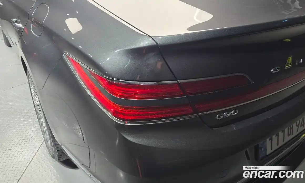 Genesis G90 2019 3.8 гидро в Москве, фото 9