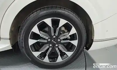 Kia Canival 2023 2.2 гидро в Москве № 1685046, миниатюра 6