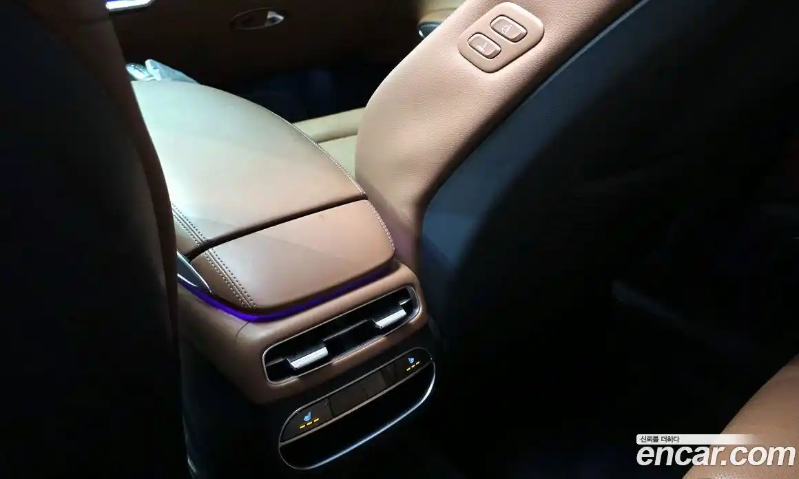 Genesis GV70 2023 2.5 гидро в Москве № 1758659, фото 24
