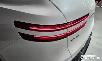 Genesis GV70 2023 2.5 гидро в Москве № 1758659, миниатюра 9