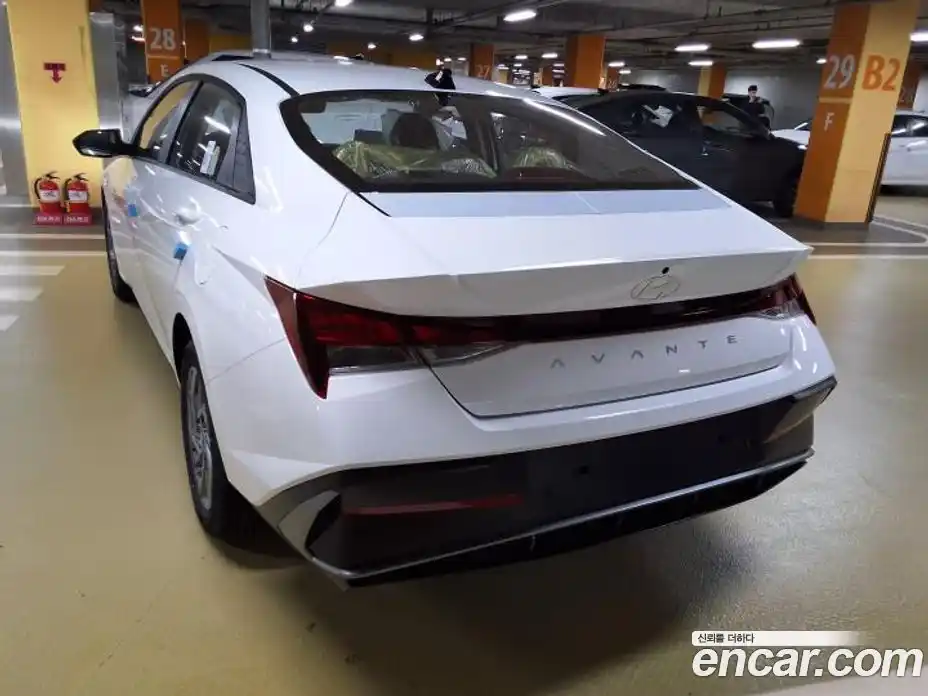 Hyundai Avante 2026 1.6 гидро в Москве № 1830081, фото 3