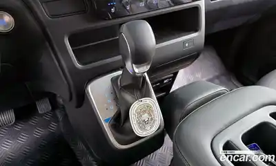 Hyundai Staria 2024 2.2 гидро в Москве № 1830131, миниатюра 9