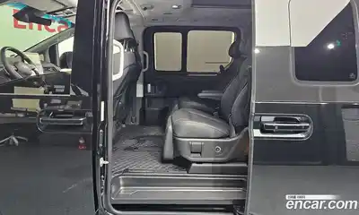 Hyundai Staria 2024 1.6 гидро в Москве № 1830175, миниатюра 11