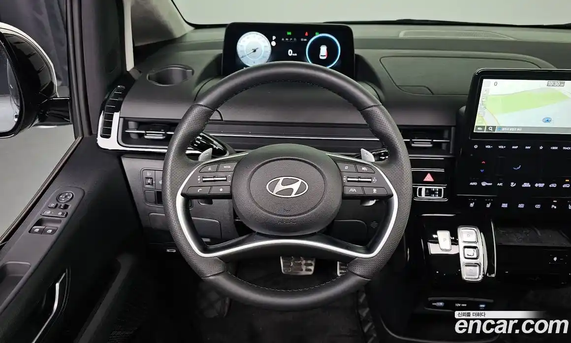 Hyundai Staria 2024 1.6 гидро в Москве № 1830175, фото 13