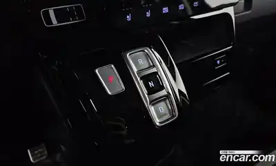 Hyundai Staria 2024 1.6 гидро в Москве № 1830175, миниатюра 9