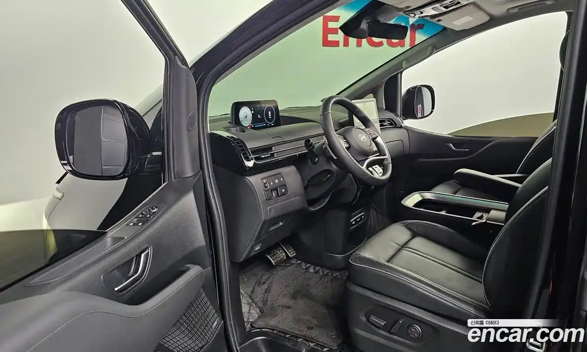 Hyundai Staria 2024 1.6 гидро в Москве № 1830175, фото 10