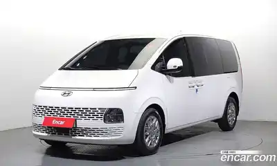 Hyundai Staria, 2023