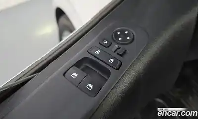 Hyundai Staria 2023 2.2 гидро в Москве № 1830181, миниатюра 12