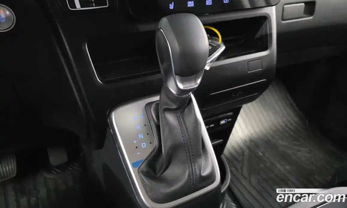 Hyundai Staria 2023 2.2 гидро в Москве № 1830181, фото 9
