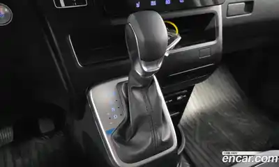 Hyundai Staria 2023 2.2 гидро в Москве № 1830181, миниатюра 9